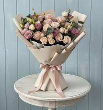 Букет цветов из:  Розы и Лизиантусы #REPLACE_PRED# Любимовке