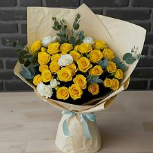 Букет цветов из:  Розы в Любимовке