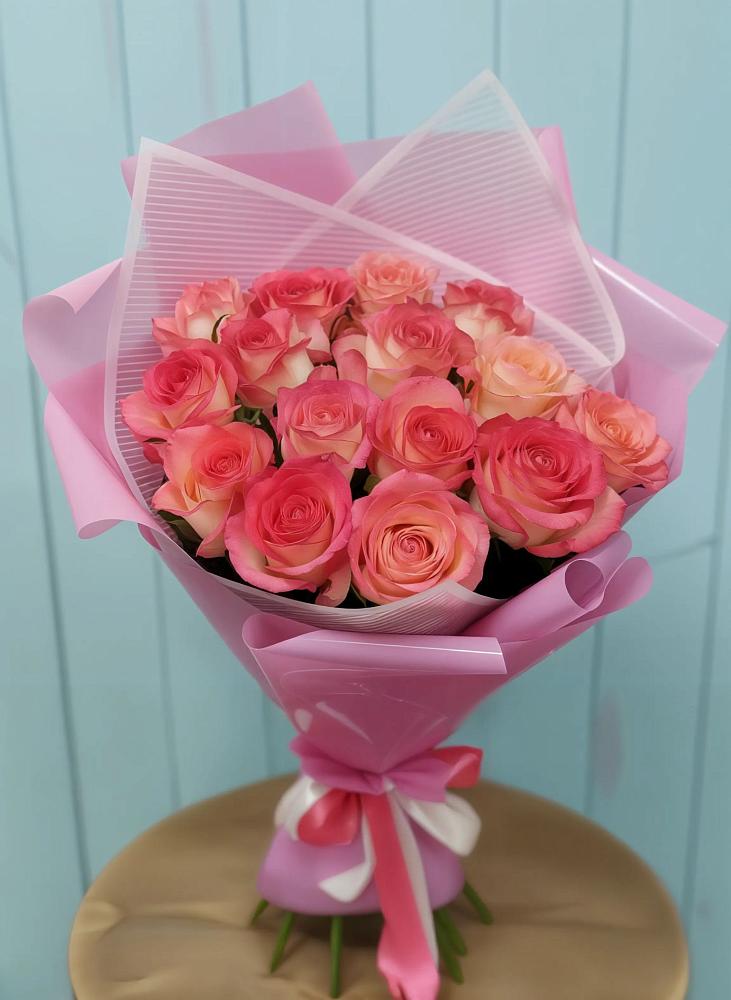 Букет 15 Розовых роз Равель в Любимовке