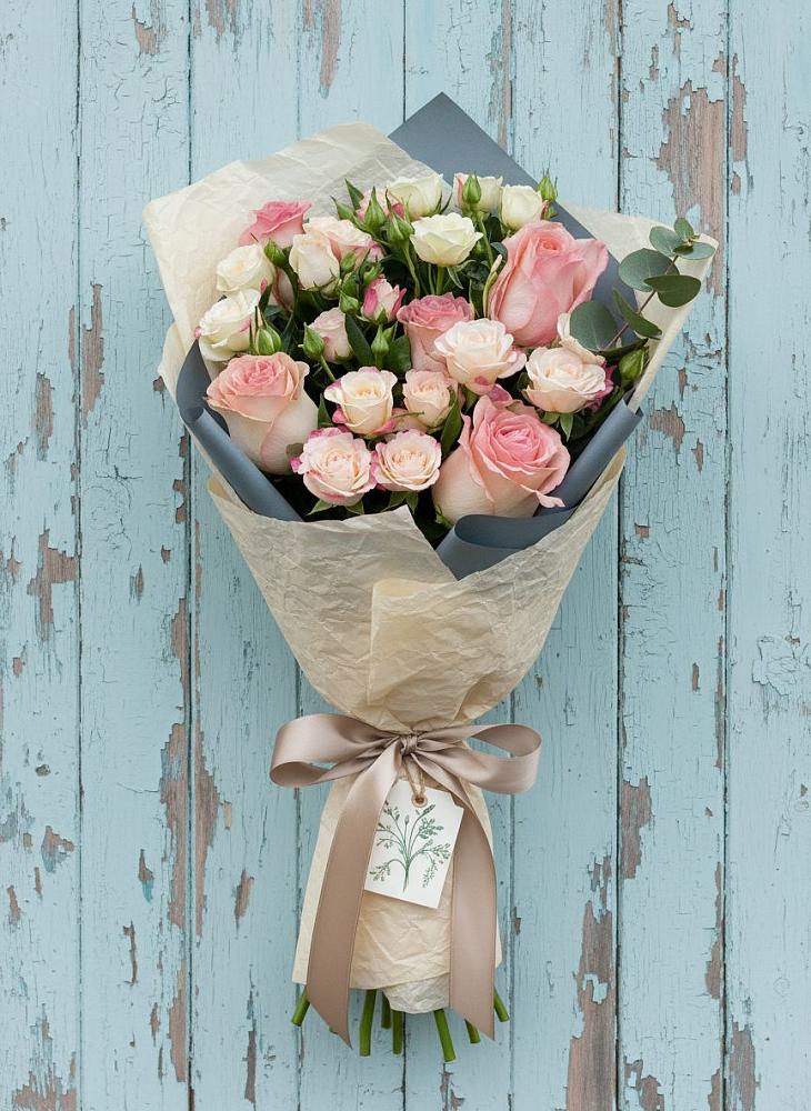 Букет цветов из: Розы в Любимовке