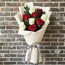 Букет цветов из:  Розы в Любимовке