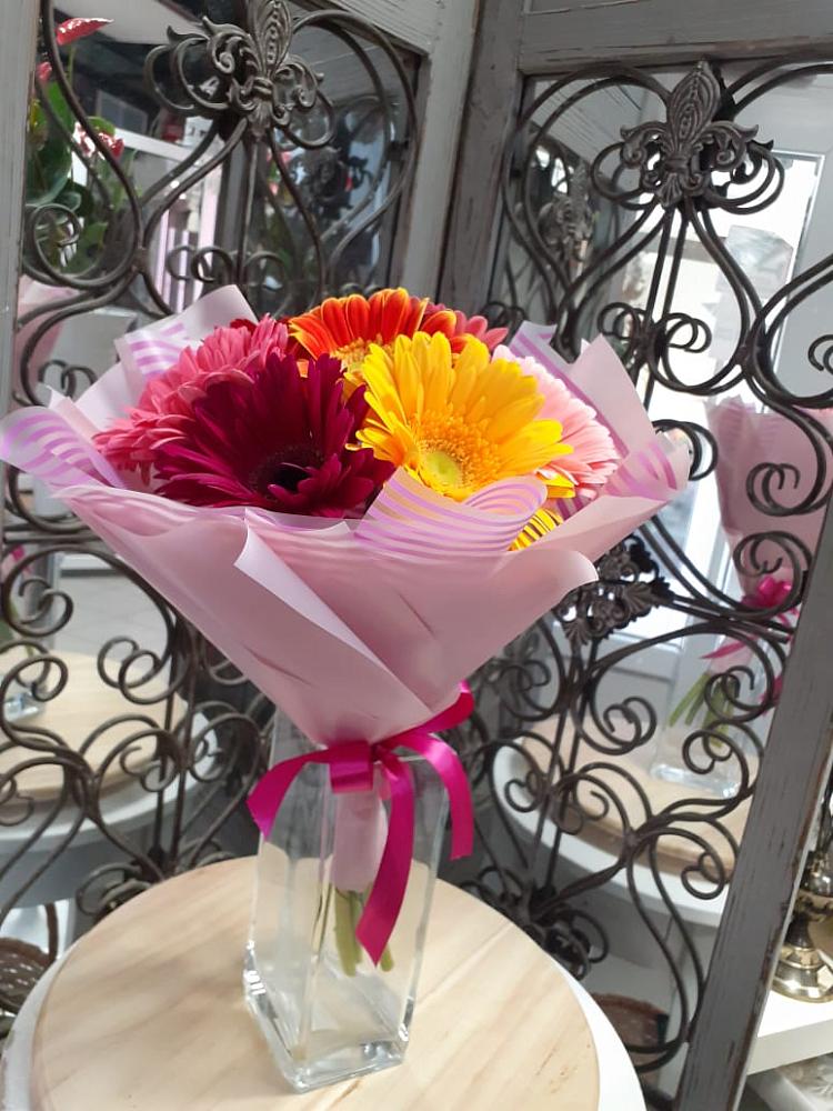 Букет цветов из: Герберы в Любимовке