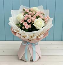 Букет цветов из:  Розы #REPLACE_PRED# Любимовке