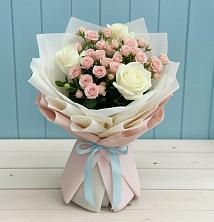 Букет цветов из:  Розы в Любимовке