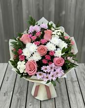 Букет цветов из:  Альстромерии, Гвоздики, Розы и Хризантемы в Любимовке