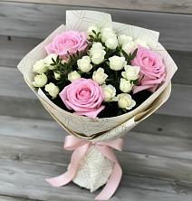 Букет цветов из:  Розы в Любимовке