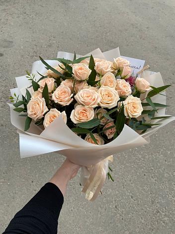 Букет Кремовые розы Латте в Любимовке