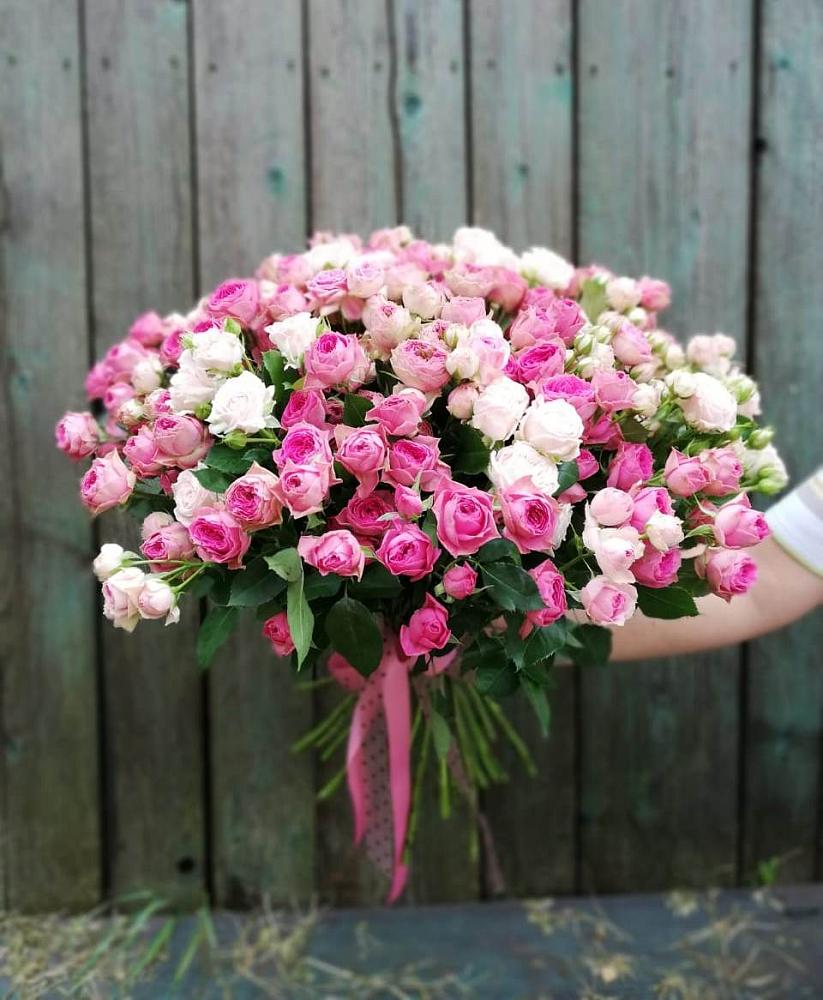 Букет Розовые кустовые розы Натали и Лав Лидия в Любимовке