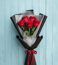 Букет цветов из:  Розы в Любимовке