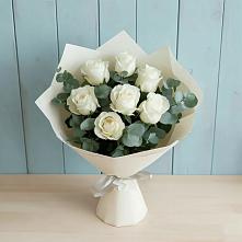 Букет Белые розы в Эвкалипте в Любимовке