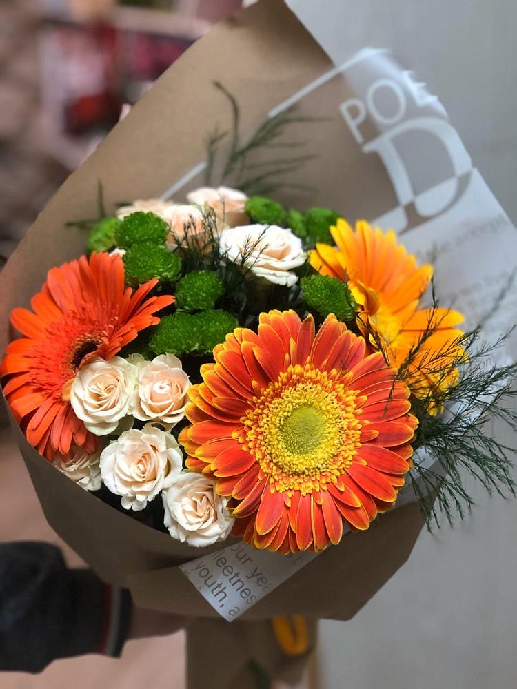 Букет цветов из: Герберы, Хризантемы и Розы в Любимовке