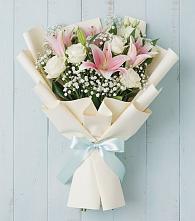 Букет цветов из:  Лилии в Любимовке