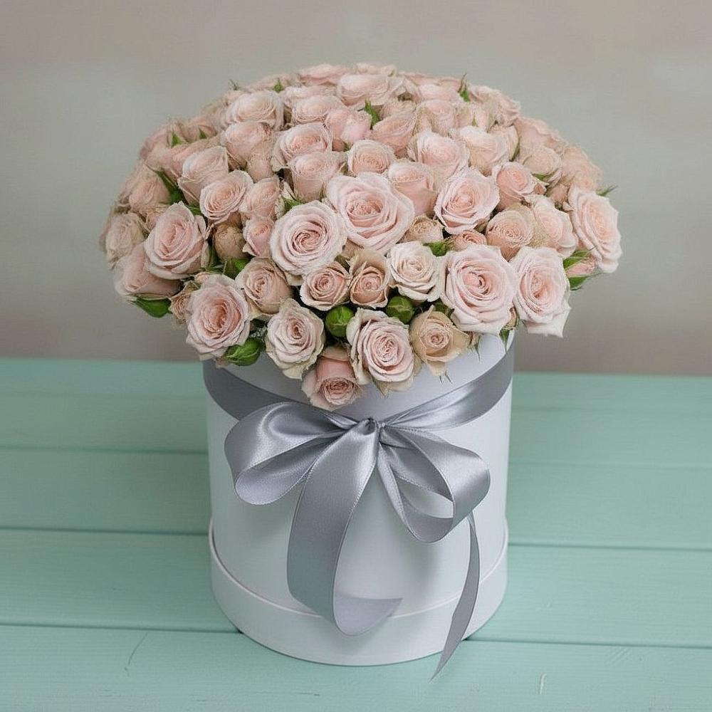 Цветочная композиция из Розы в шляпной коробке в Любимовке